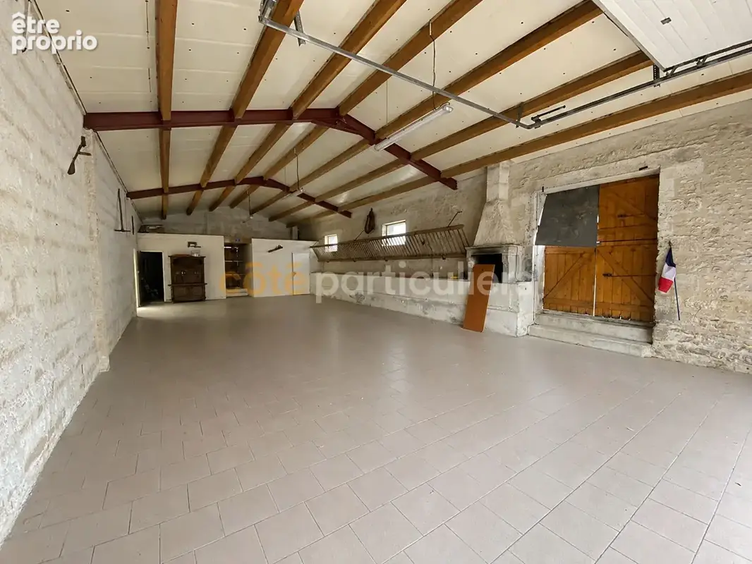 Maison familiale de 210 m² avec piscine à Saint-Michel-En-L'Herm - photo 16