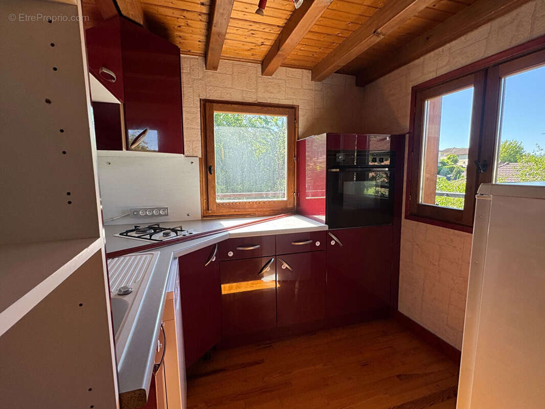 Chalet bois madrier Montmorot / 3 pièces / 1 chambres / 50 m² - photo 4