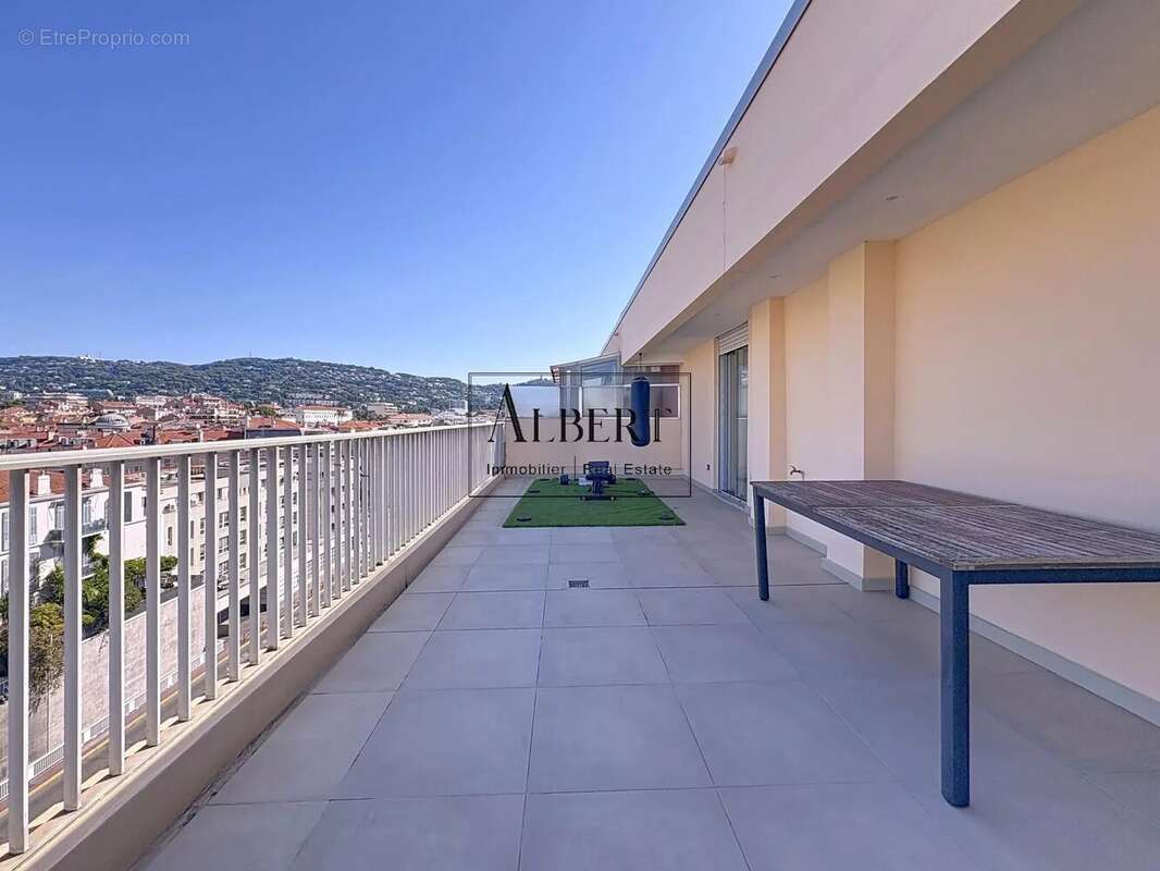 Appartement à CANNES