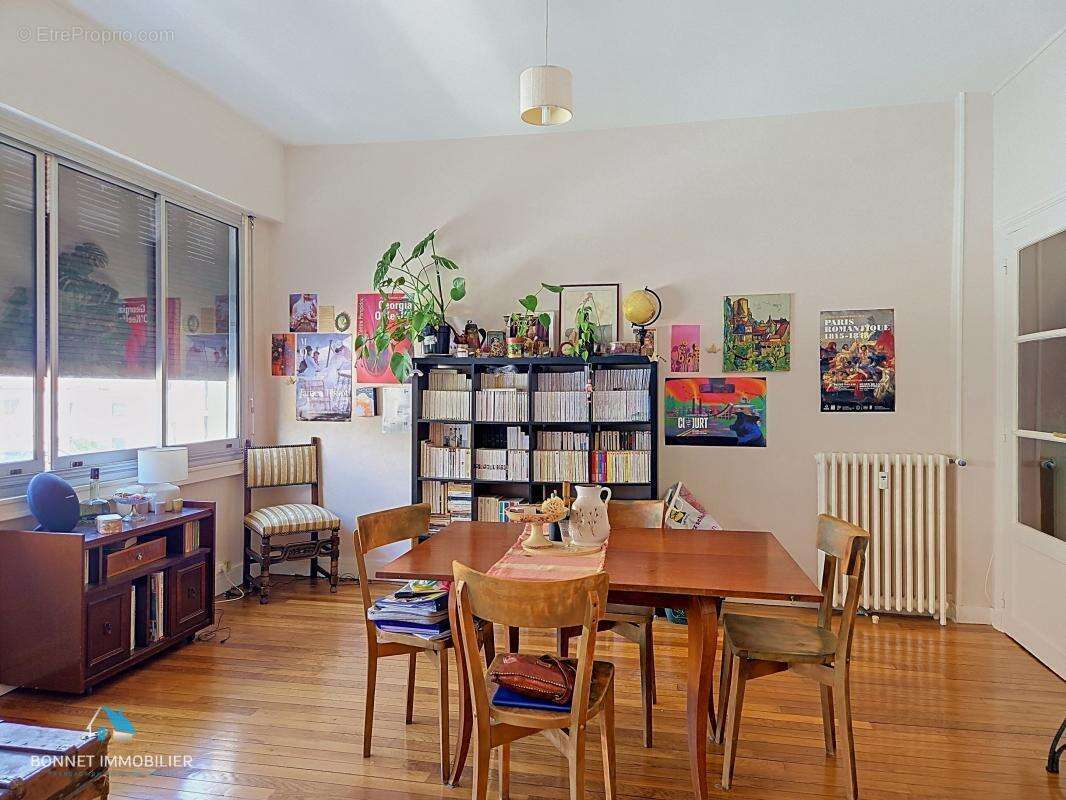 Appartement loué type T2 bis - 1 chambre - 72 m² - photo 4