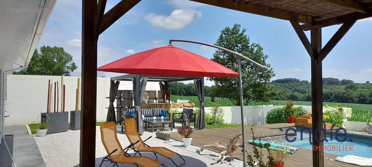 Maison à MOUSCARDES