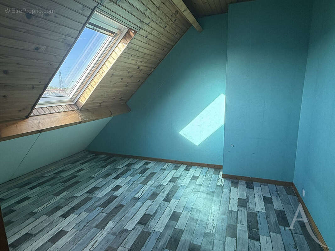Maison - 5 chambres - 7 pièce(s) - Blendecques - 133m² - photo 11