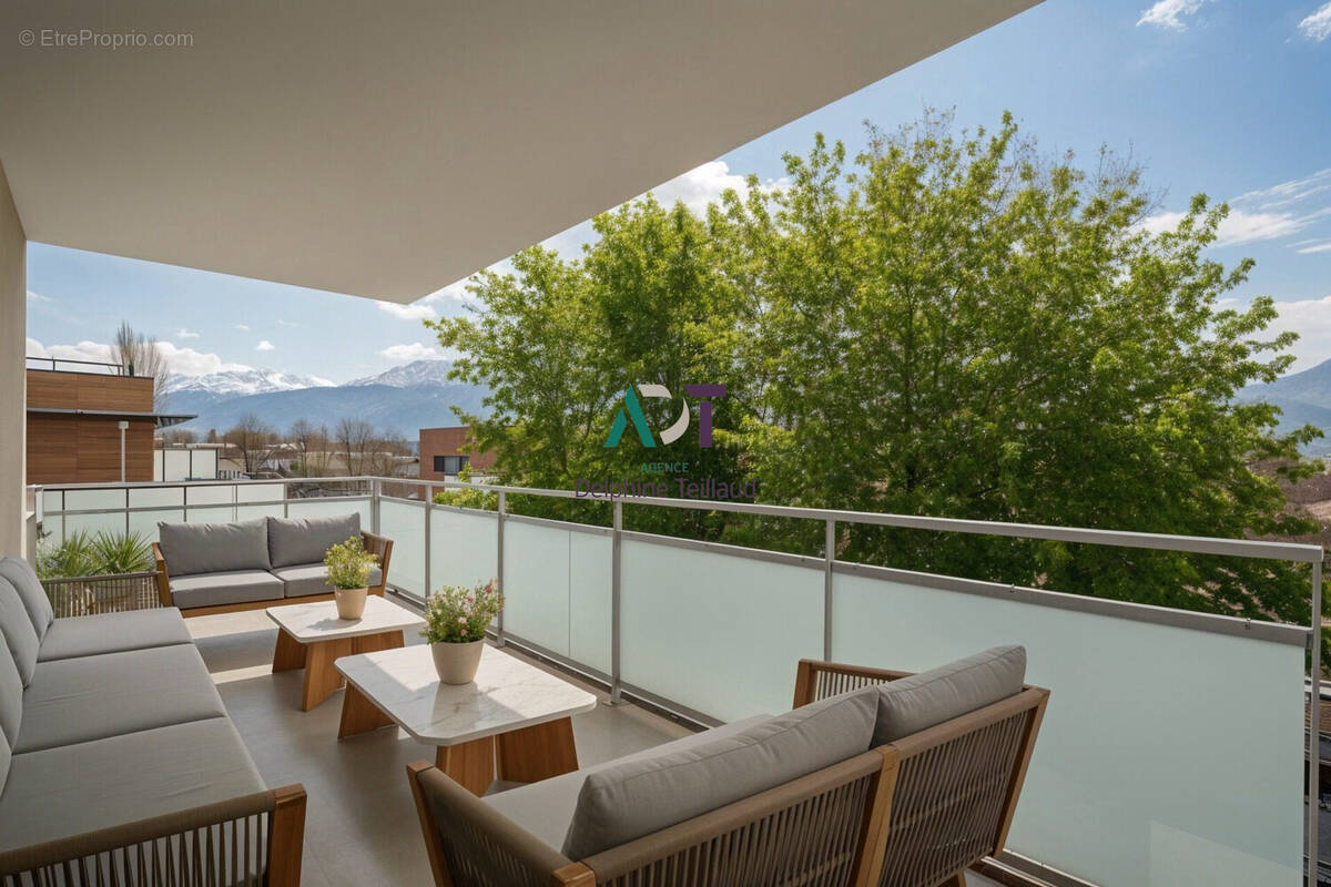 Appartement à MEYLAN