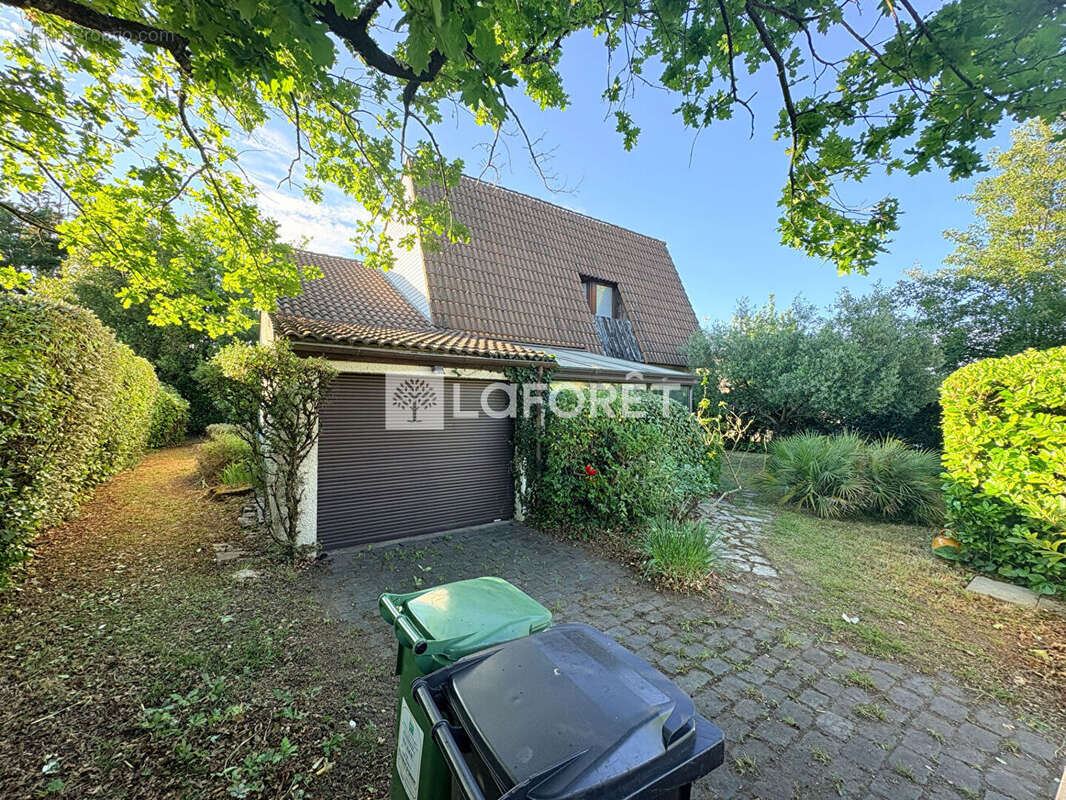 Maison à VILLENAVE-D'ORNON
