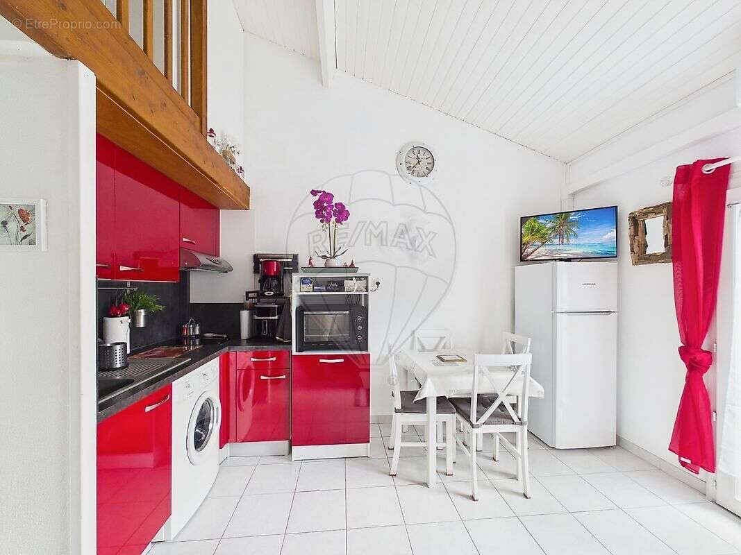 Maison à LES MATHES