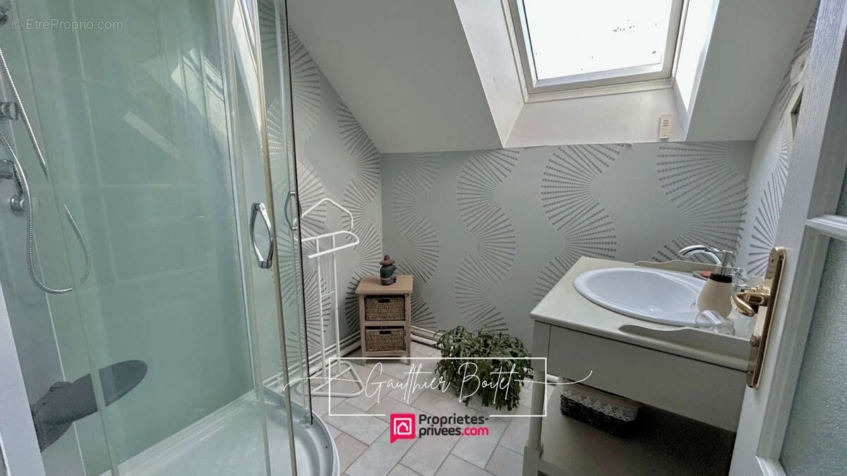 Maison à COULOMMIERS