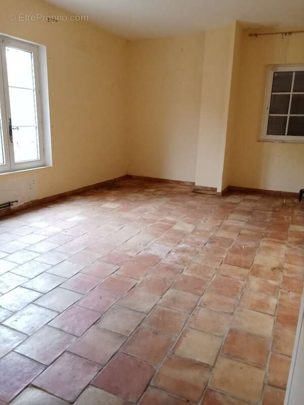 Maison à DURFORT-ET-SAINT-MARTIN-DE-SOSSENAC