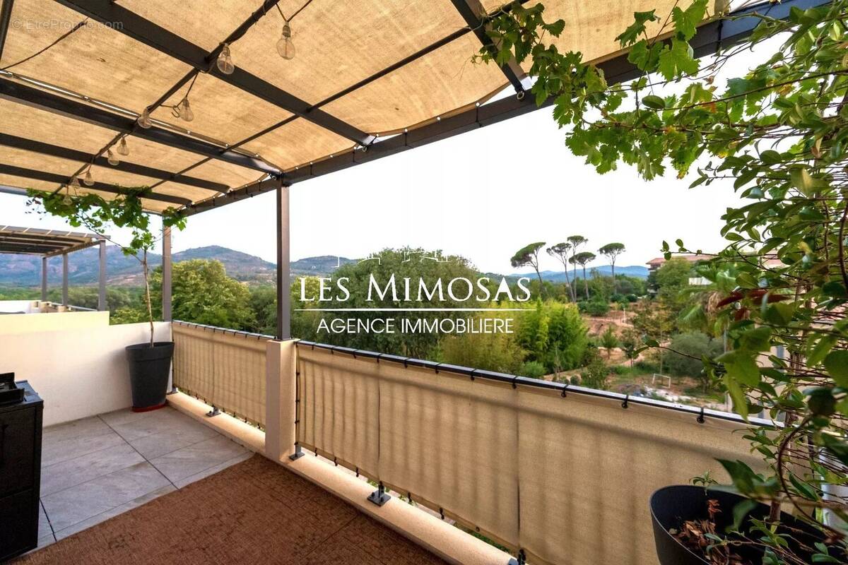 Appartement à LE MUY