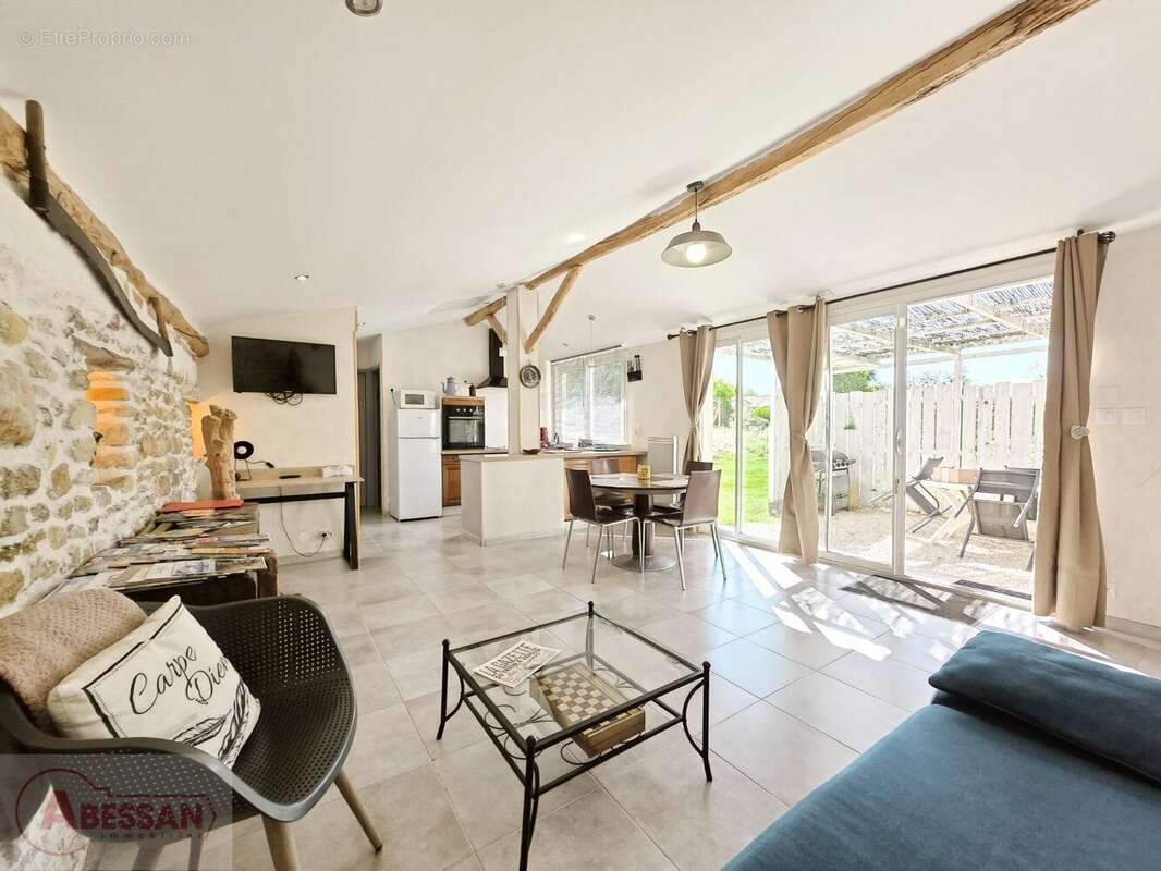 Maison à QUISSAC