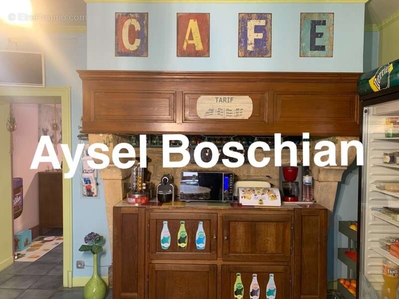 Maison à VIVIERS-SUR-CHIERS