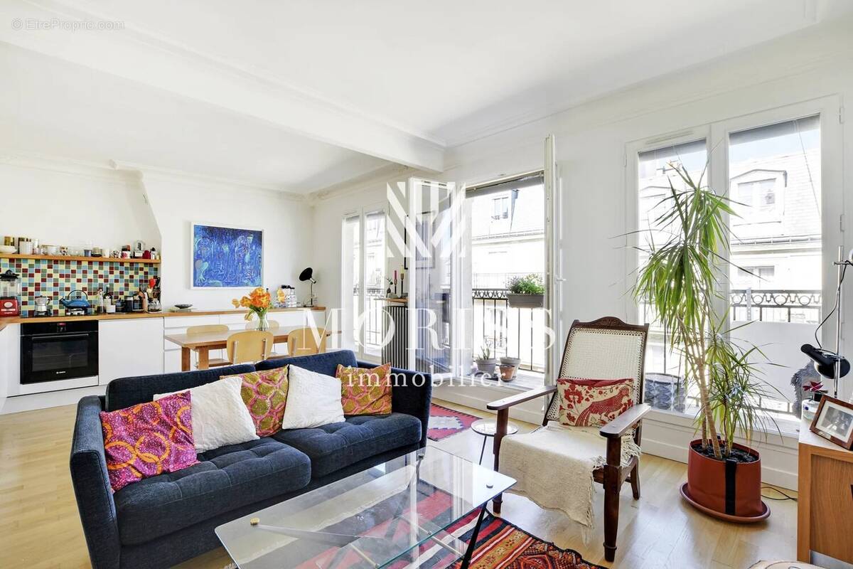 Appartement à PARIS-20E