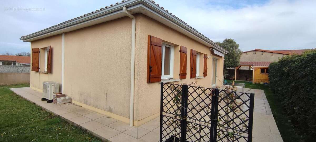 Maison à VIC-EN-BIGORRE