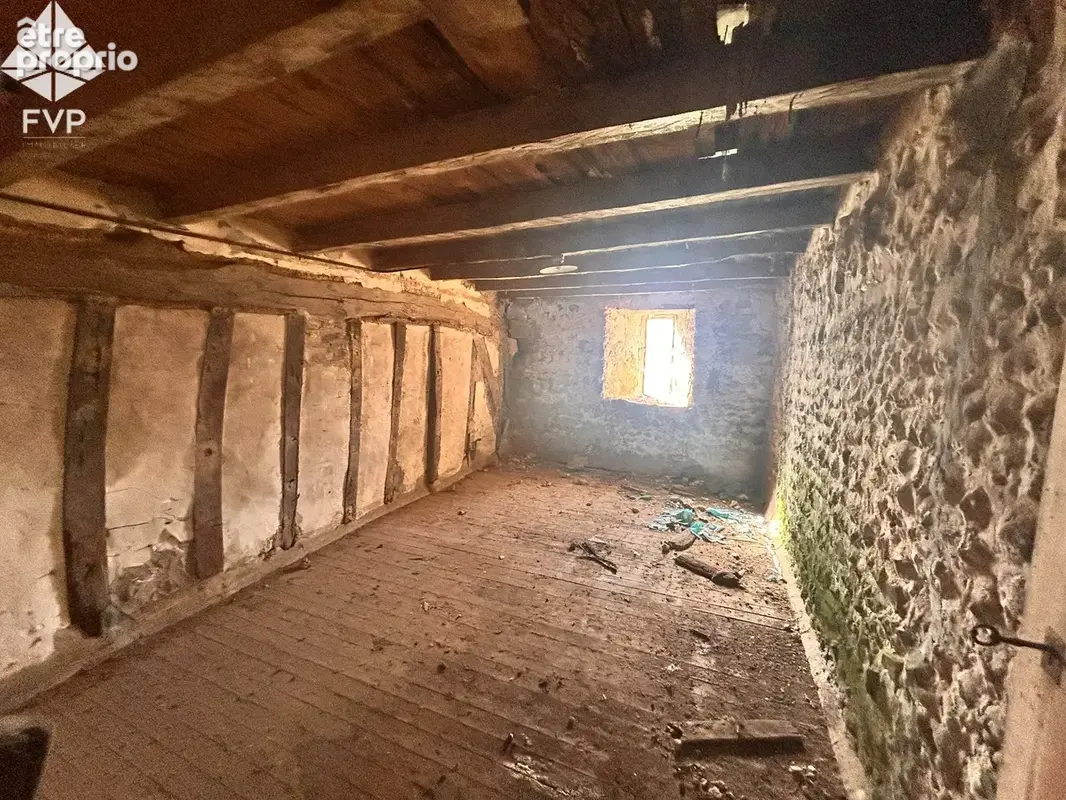 Maison Forte des XIe au XVIe siècles   Monument Historique à réinventer sur 7 600 m2 - photo 12