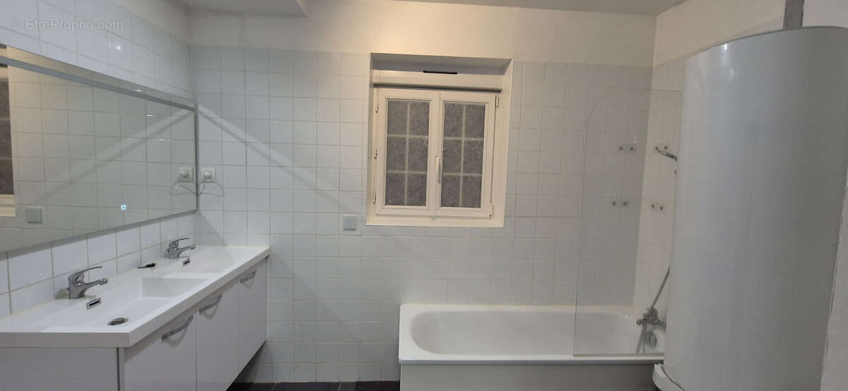 Maison à ROCHY-CONDE