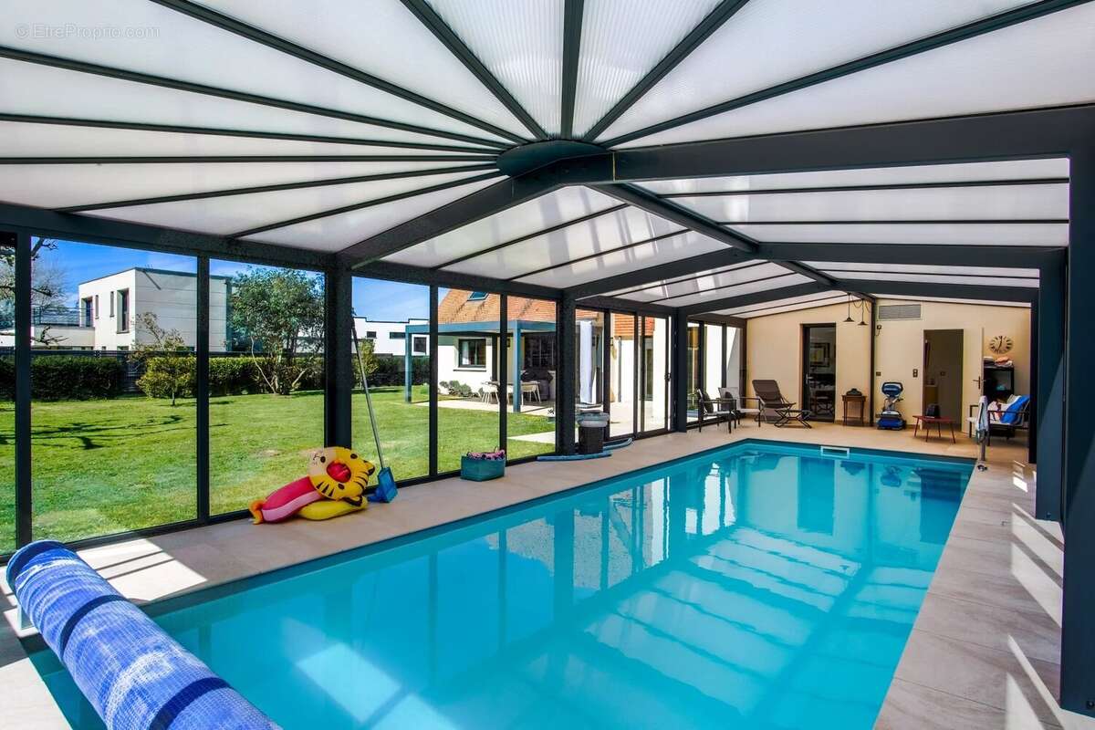 Maison à BIEVILLE-BEUVILLE