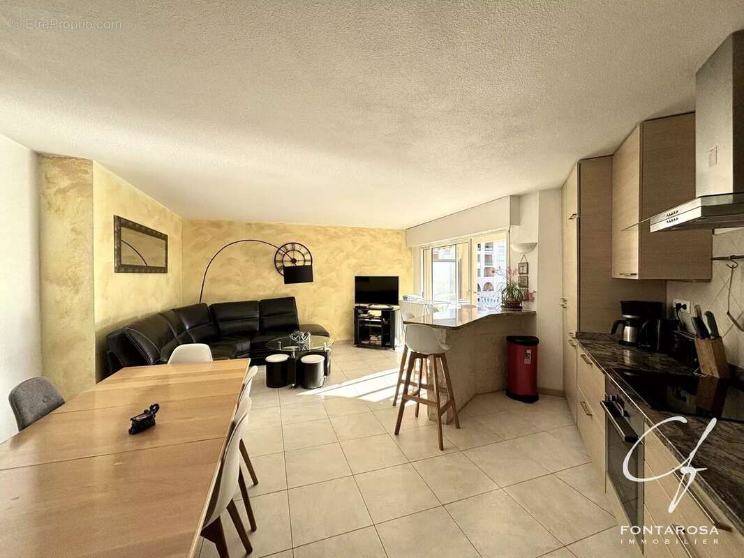 Appartement à FREJUS