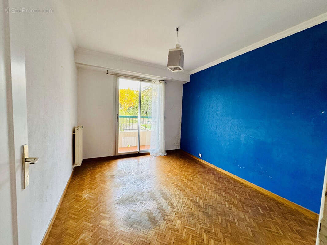 Appartement à MARSEILLE-9E