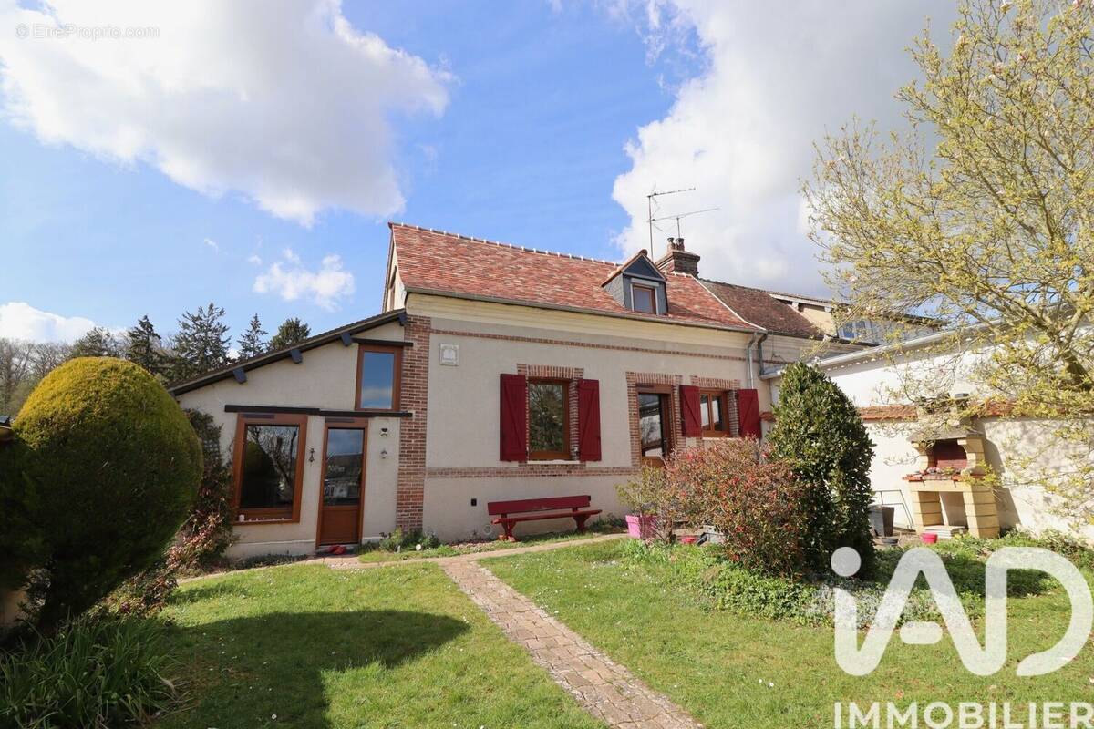 Photo 1 - Maison à EVREUX