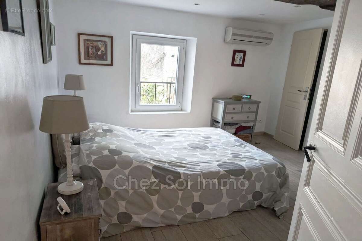 Appartement à VILLENEUVE-LOUBET