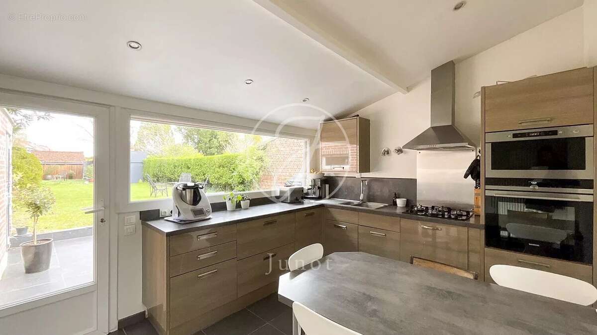 Maison à MARCQ-EN-BAROEUL