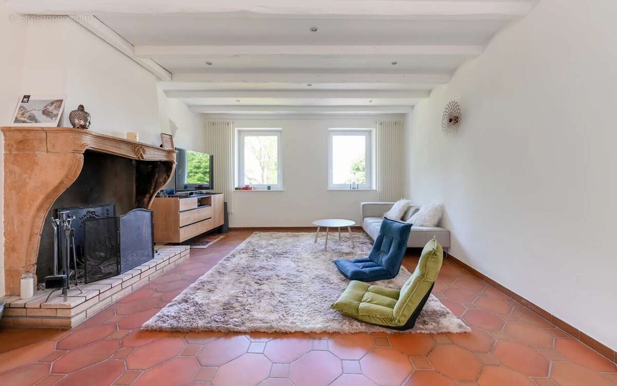 Maison à CHASSELAY