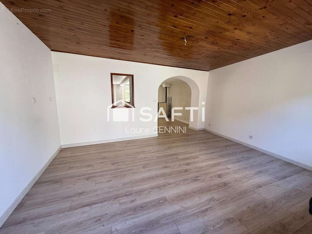 Photo 5 - Maison à VALREAS