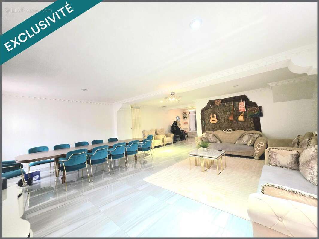 Photo 2 - Maison à NOISY-LE-SEC