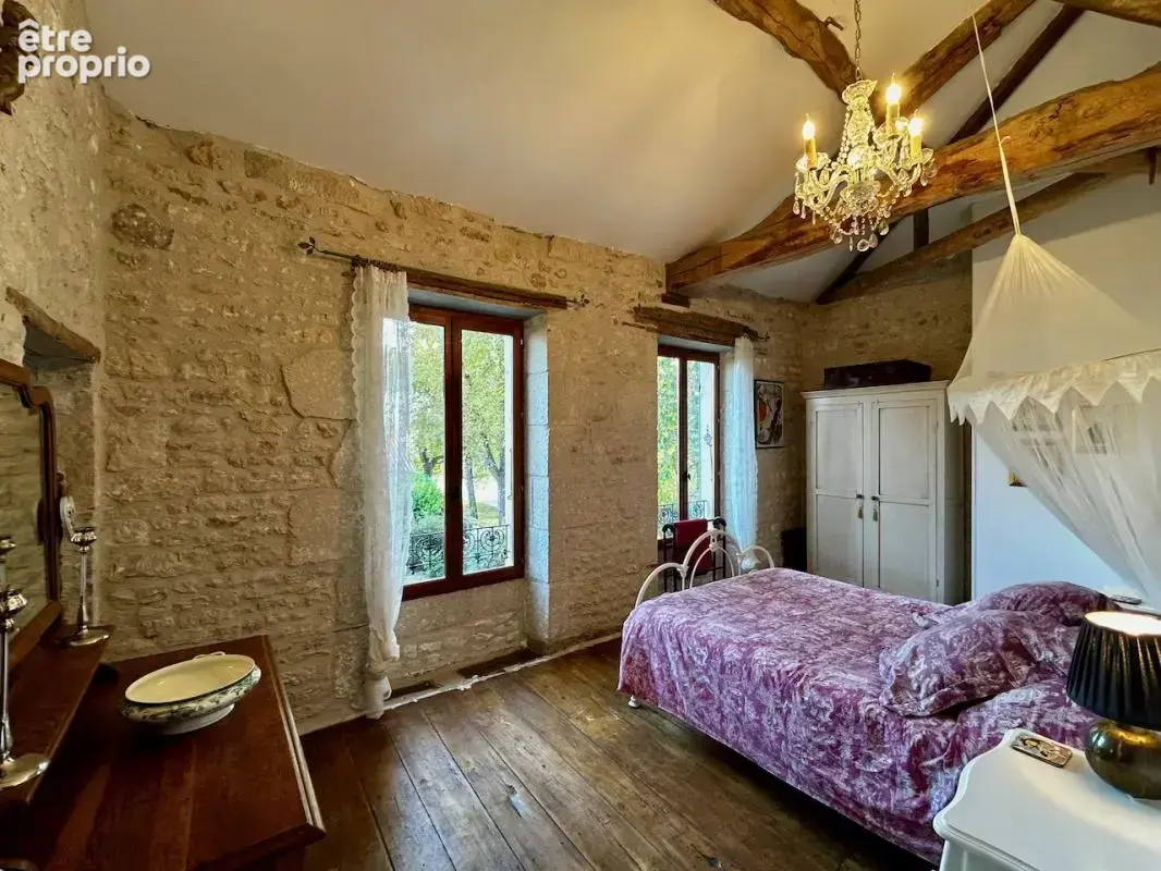 Maison en pierre, 5 chambres, annexe, jardin et piscine - photo 14