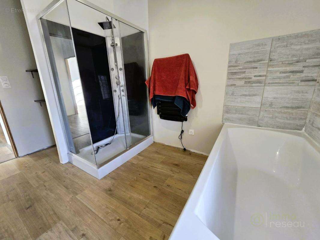 Maison à LA BROUSSE