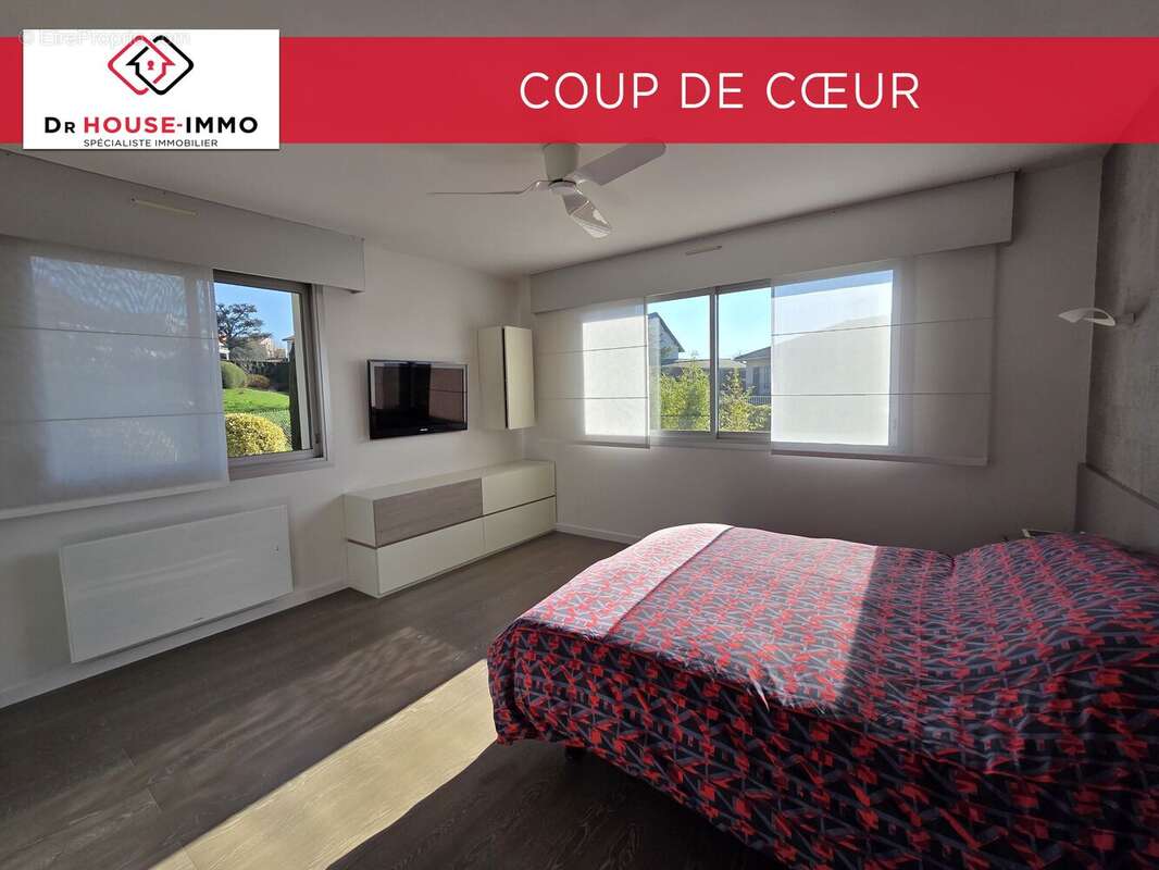 Maison à LA TOUR-DE-SALVAGNY