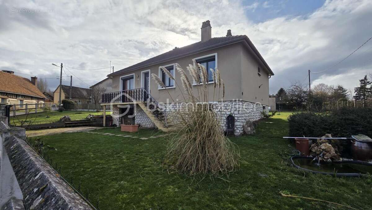Maison à ABONDANT