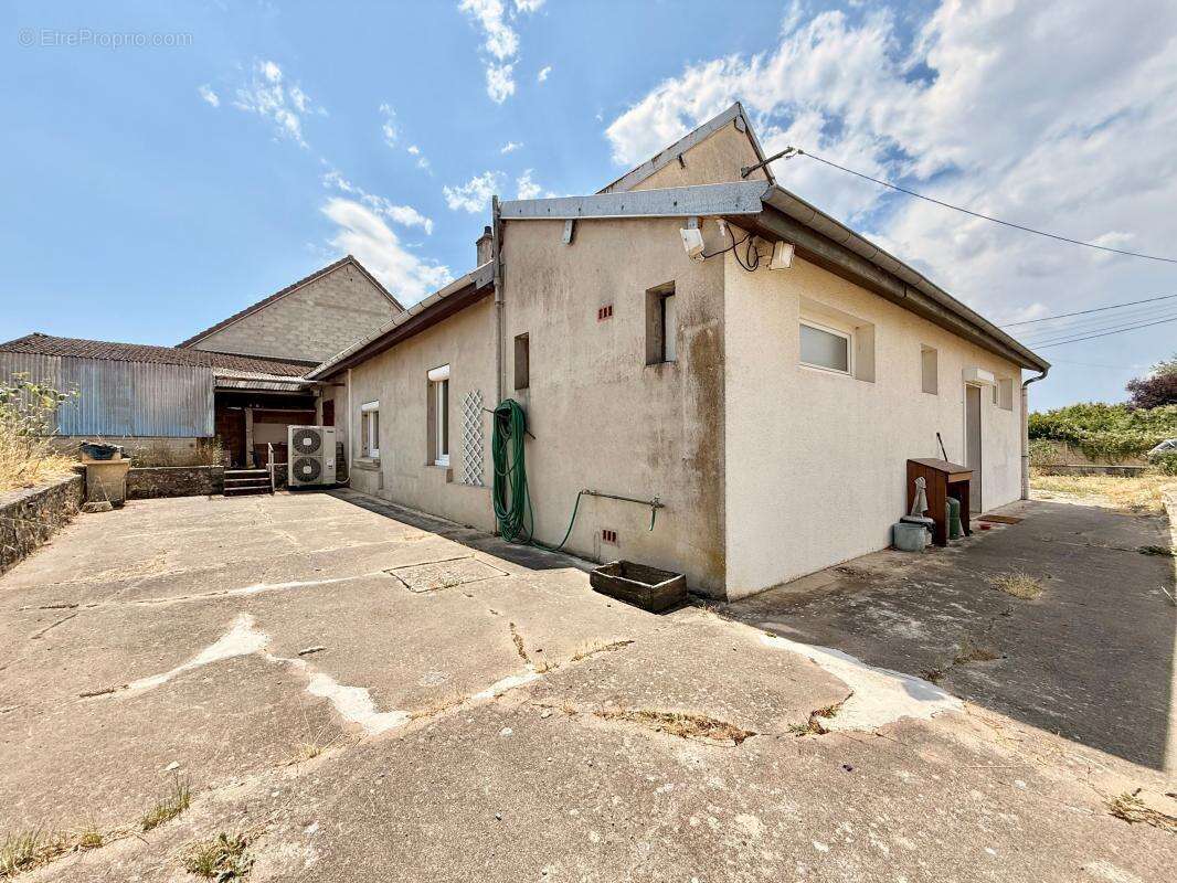 Maison plain-pied, 103 m², deux chambres - Terrain de 1293 m² - photo 18