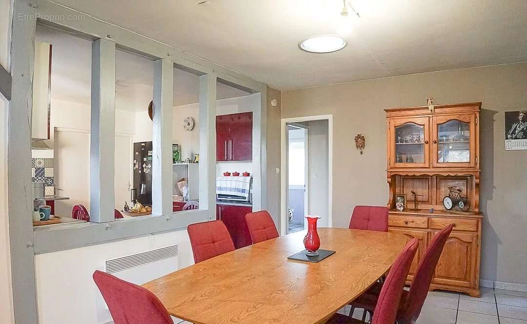 Maison à SAUGNACQ-ET-MURET