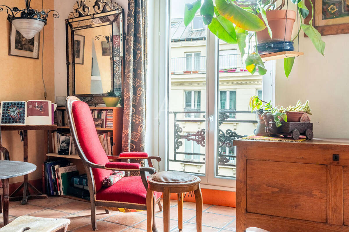 Appartement à PARIS-10E