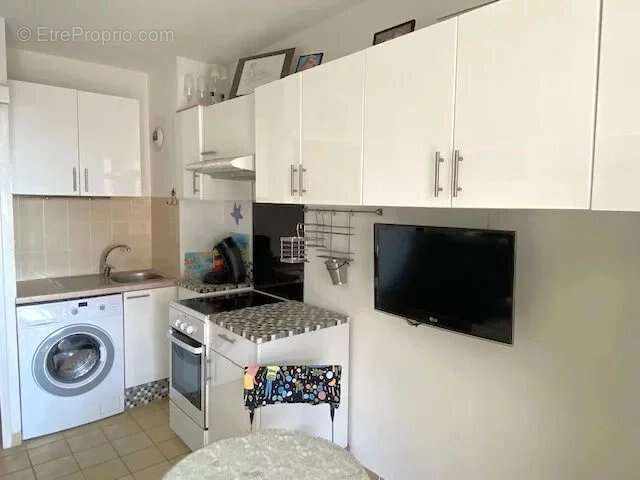Appartement à LA LONDE-LES-MAURES