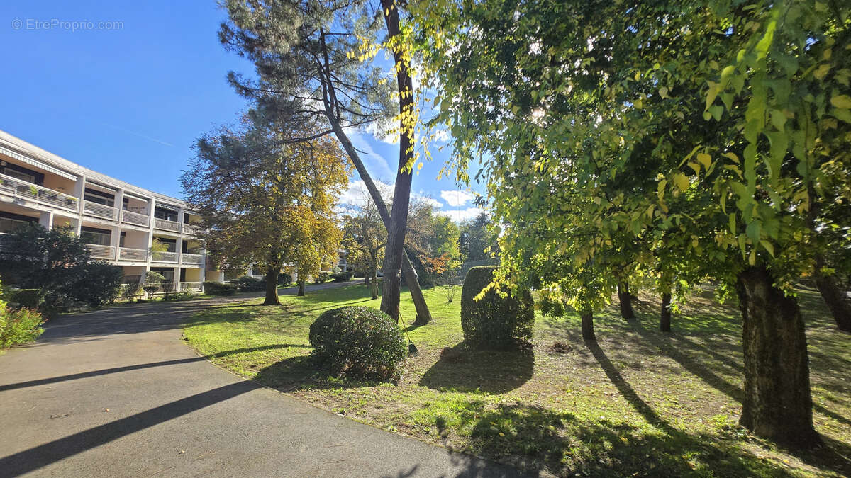 Appartement à LE BOUSCAT