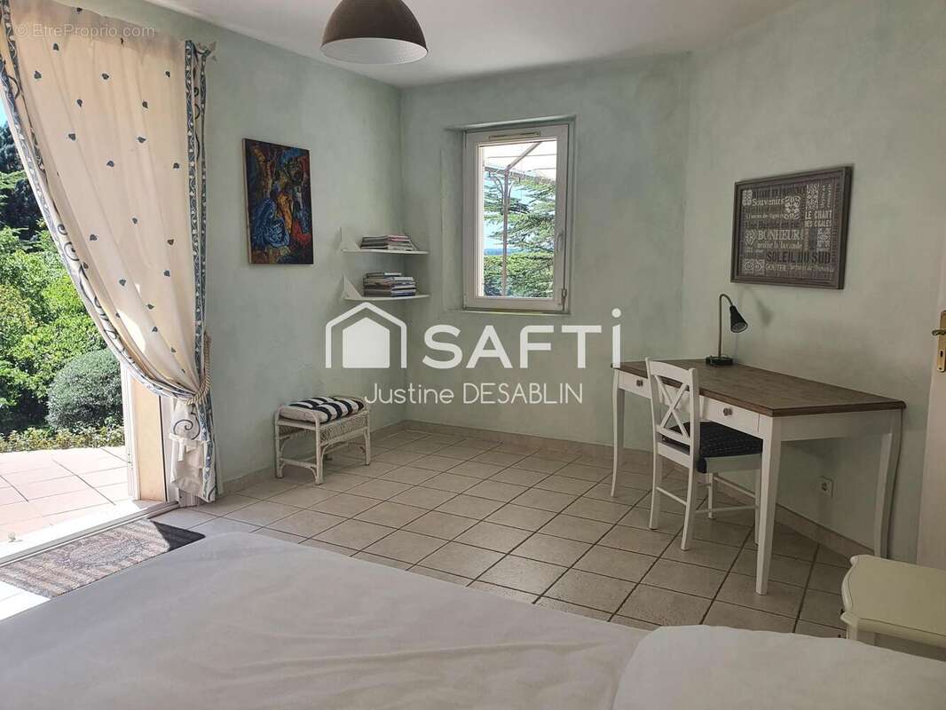 Photo 7 - Maison à VARAGES