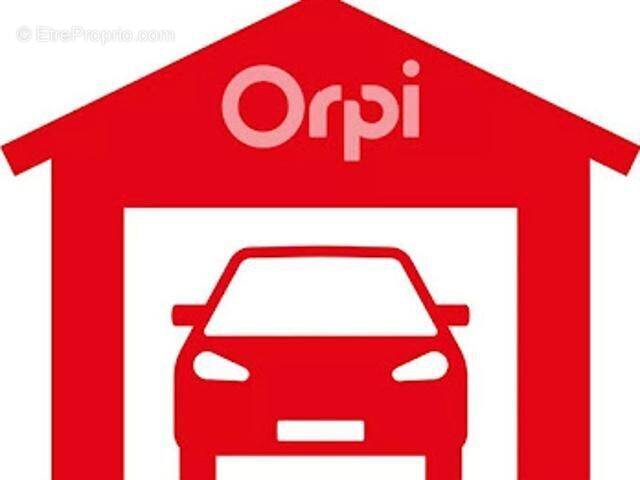 Parking à MANDELIEU-LA-NAPOULE