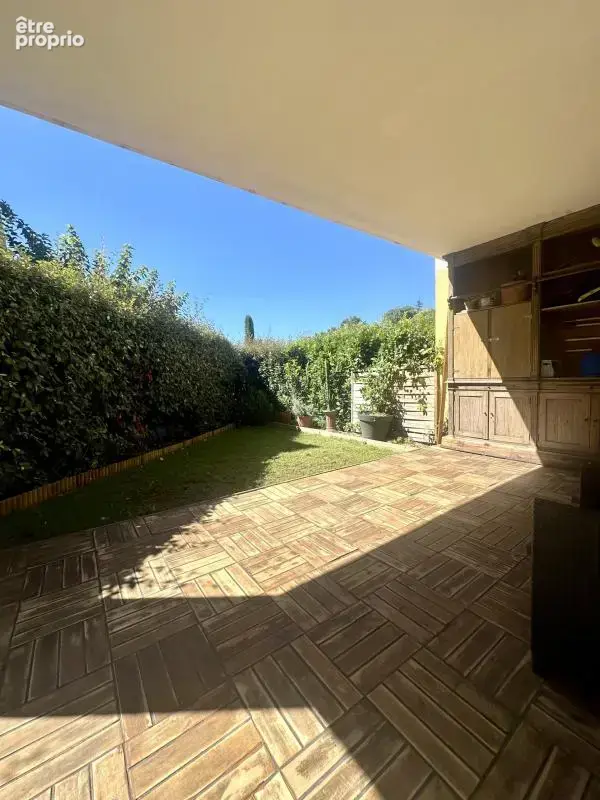 T4 rez de jardin + double box dans residence fermee - photo 6