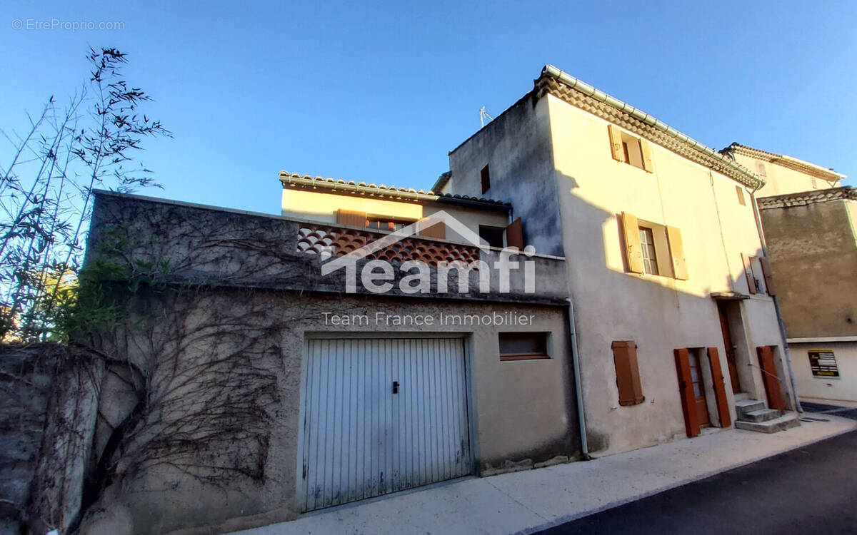 Maison à SAINT-VICTOR-DE-MALCAP