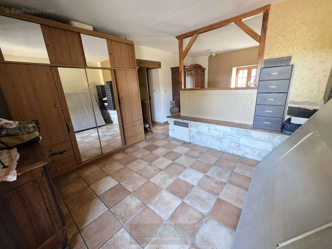 Maison à CORQUILLEROY