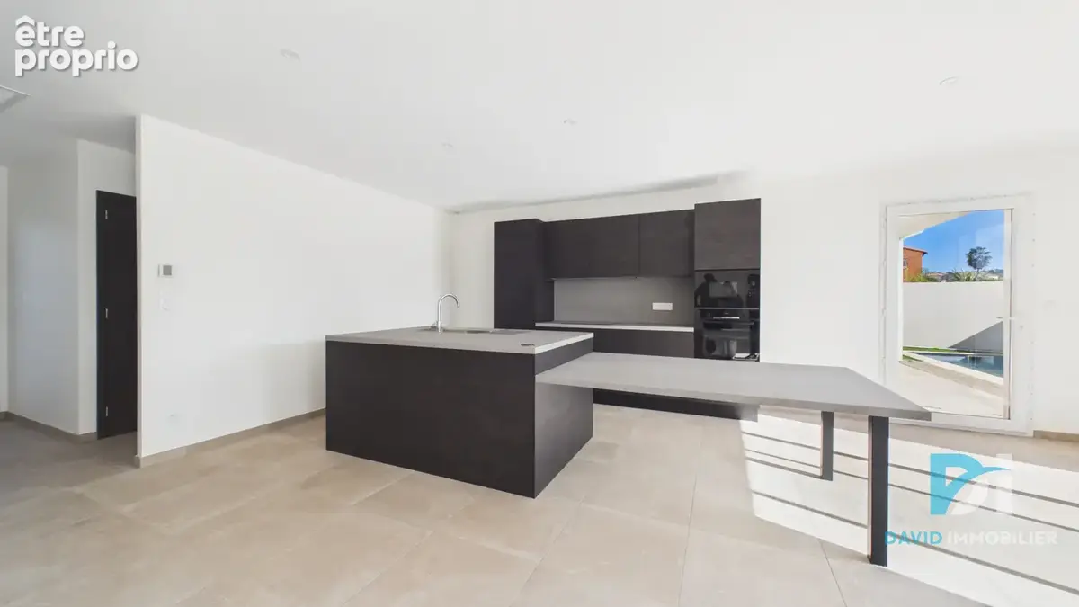 Villa neuve plain-pied avec piscine - photo 2
