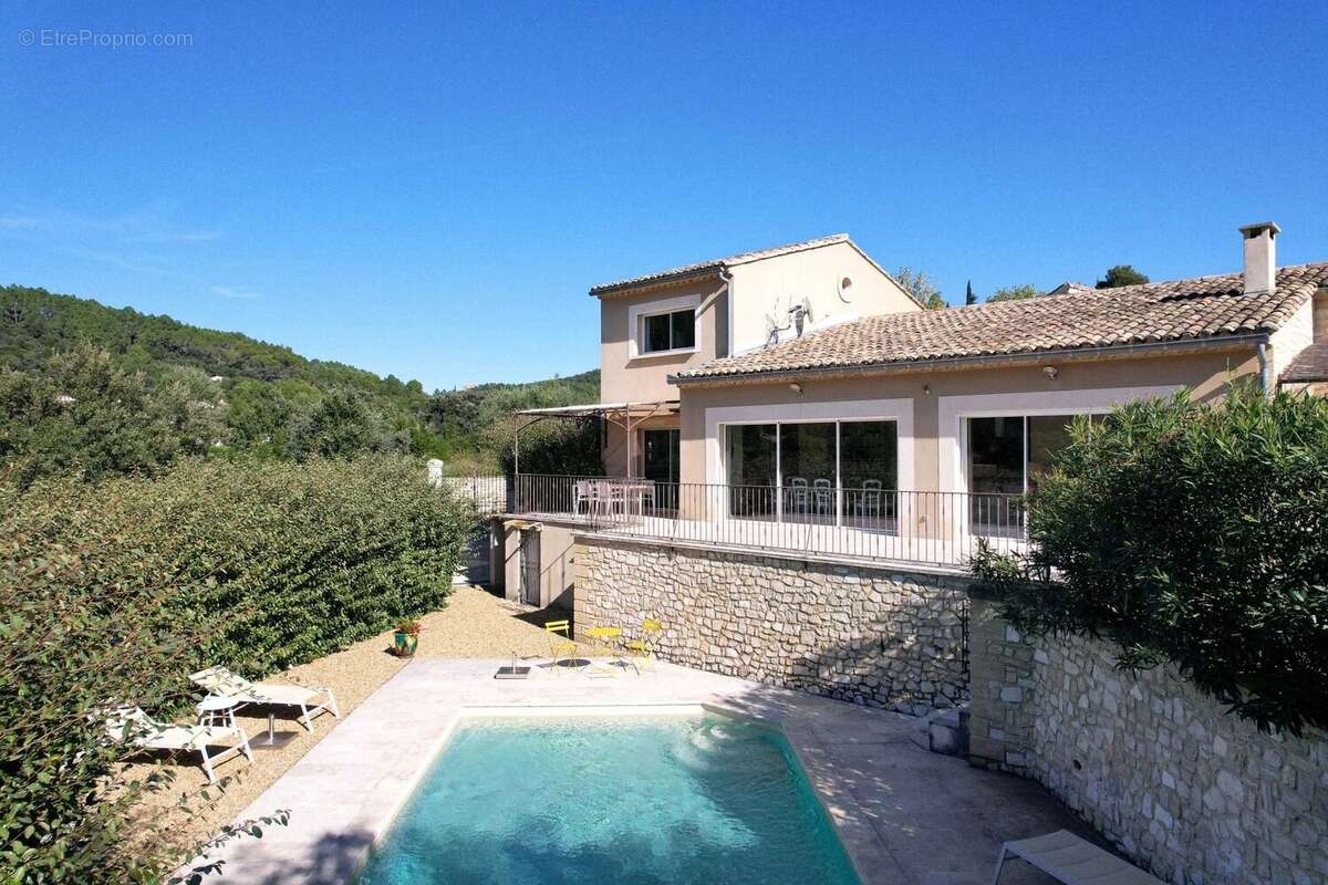Maison à UZES