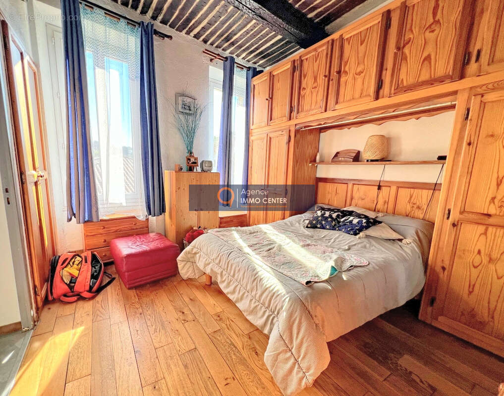 Appartement à OLLIOULES