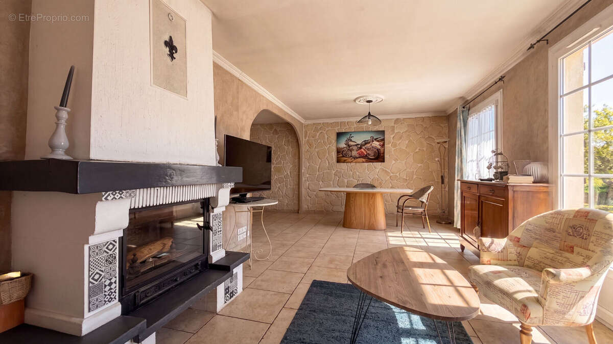 Maison à CHAMBRAY-LES-TOURS