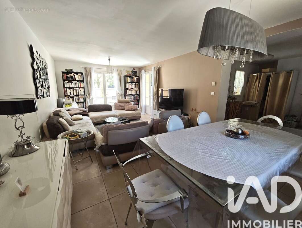 Photo 4 - Maison à MARSEILLE-13E