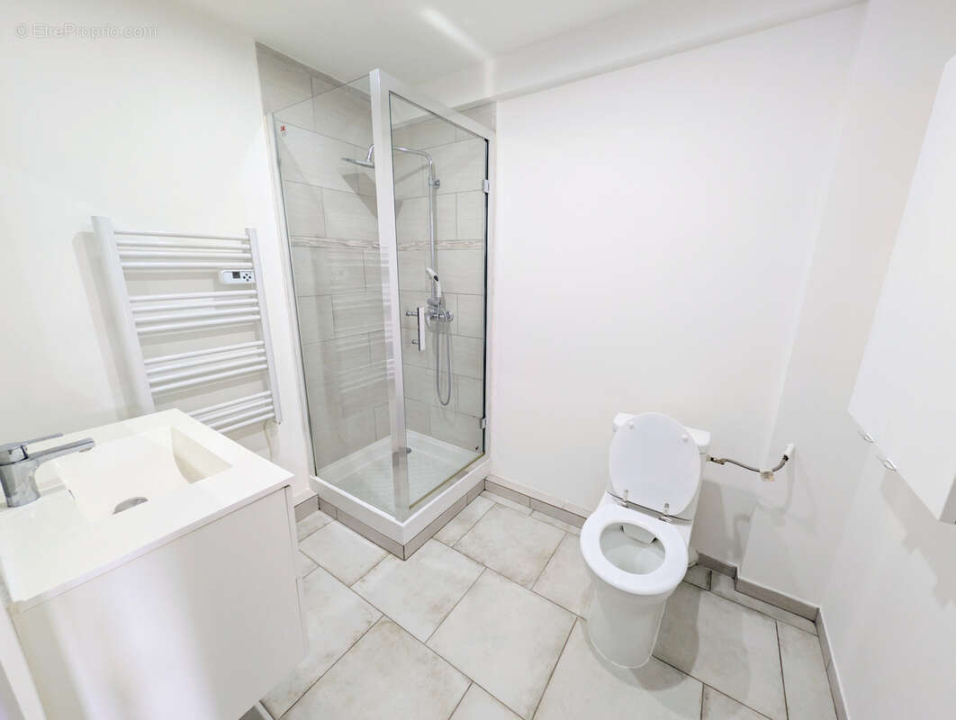 Appartement à SAINTE-SAVINE