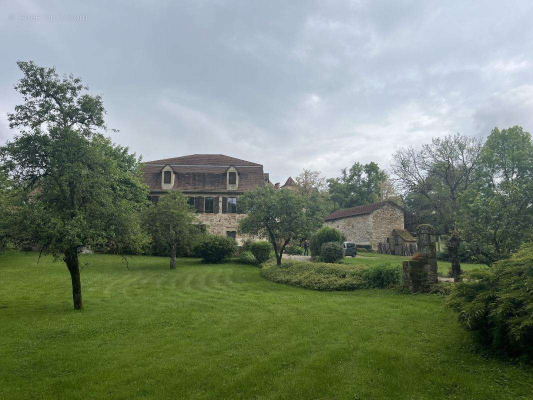 Maison à CAPDENAC-GARE