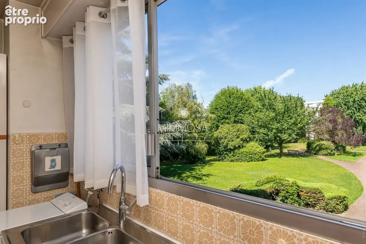Appartement 40 m² à Les Pavillons-Sous-Bois  - photo 7
