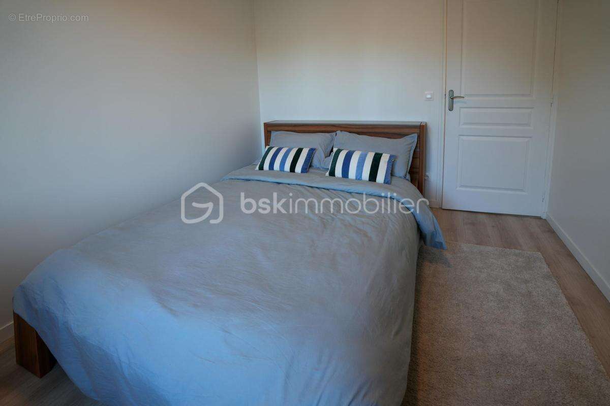 Maison à MONTEVRAIN